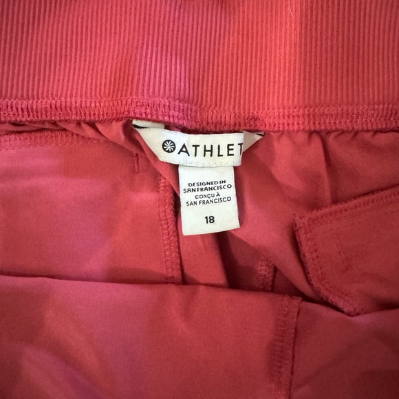 Athleta Pink Cropped Ankle Pants - Picture 3 of 3